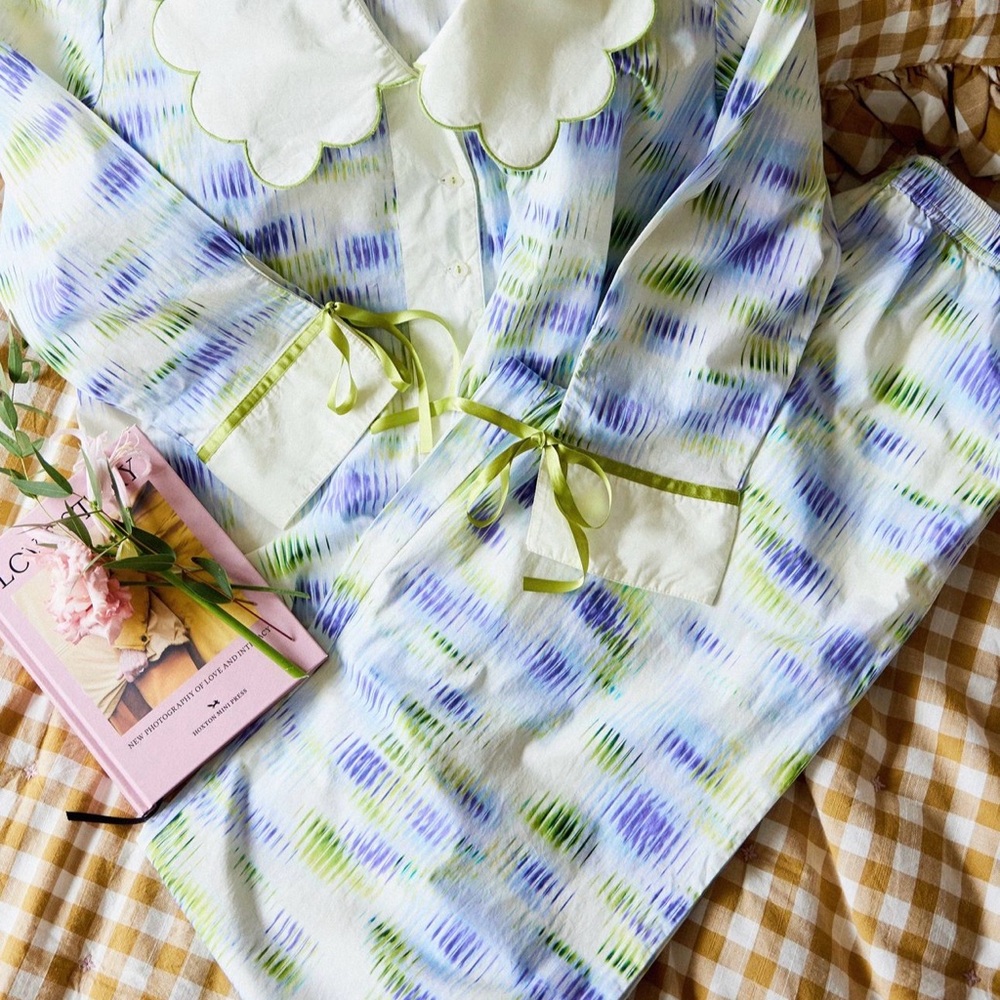 LyreBird set Pastel Watercolor Long-Sleeve Nightgown in Green & Lavender
